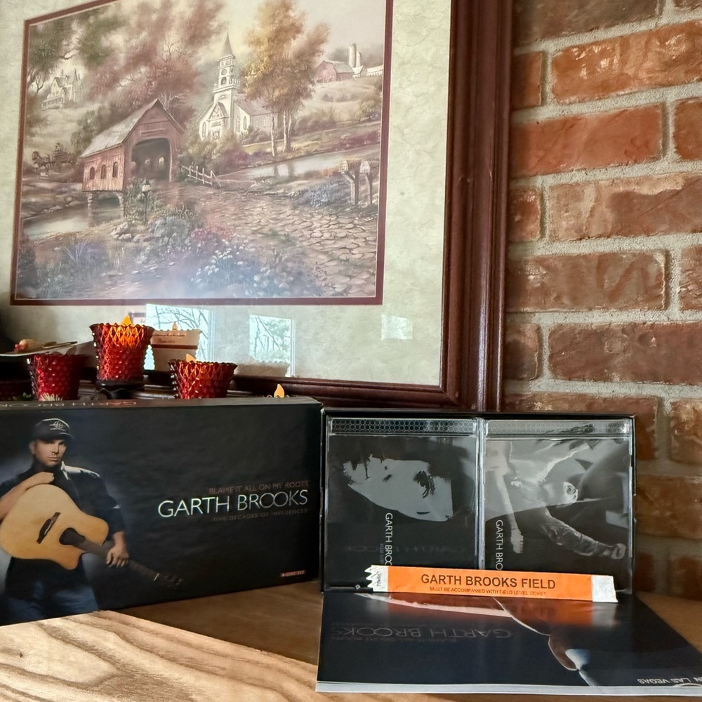 Garth Brooks' "Blame It All On My Roots: Five Dec… - image 4